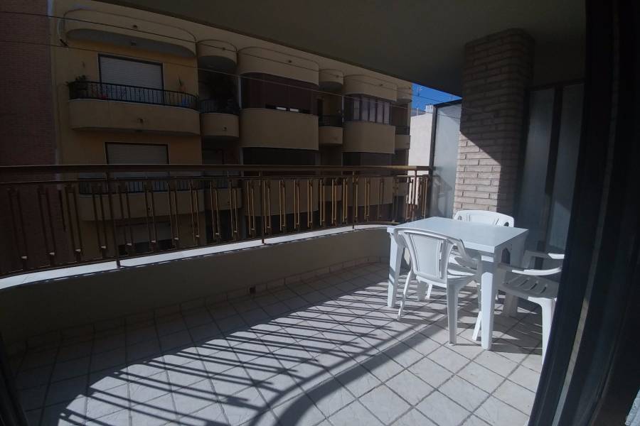 Resale - Apartament - Torrevieja - Playa